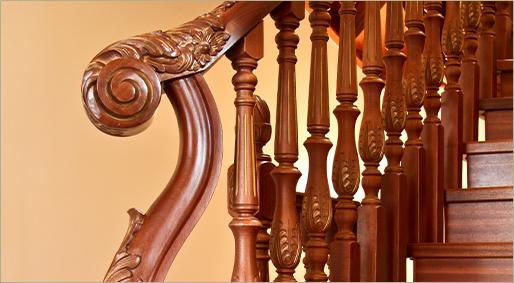 Что касается материалов изготовления, тут тоже широкий спектр вариантов: Perila Dlya Lestnicy Iz Dereva Svoimi Rukami Video Instrukciya Kak Sdelat Ustanovit Samomu Izgotovlenie Kreplenie Kovannyh Balyasin Kakoj Dolzhna Byt Vysota Foto I Cena