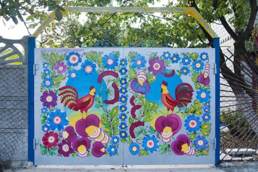 что можно нарисовать на воротах гаража