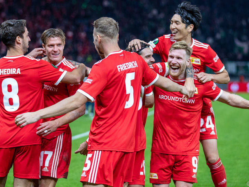 Oficiální web sk slavia praha přináší doslovné osobní vyjádření pavla řeháka k nařčení z rasismu ze strany plzeňského hráče jhona mosquery. Slavia Praha