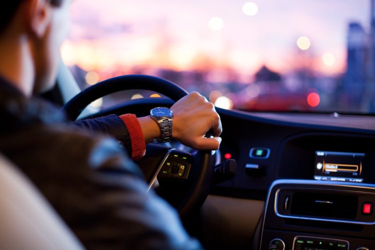 Should You Buy Hertz Global Holdings (HTZ)?
