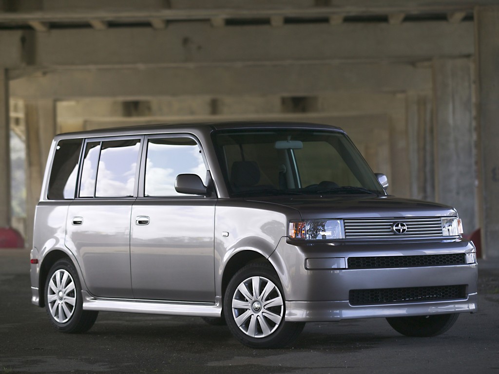 I looooovvve my wife's scion xb. SCION xB specs & photos - 2003, 2004, 2005, 2006, 2007