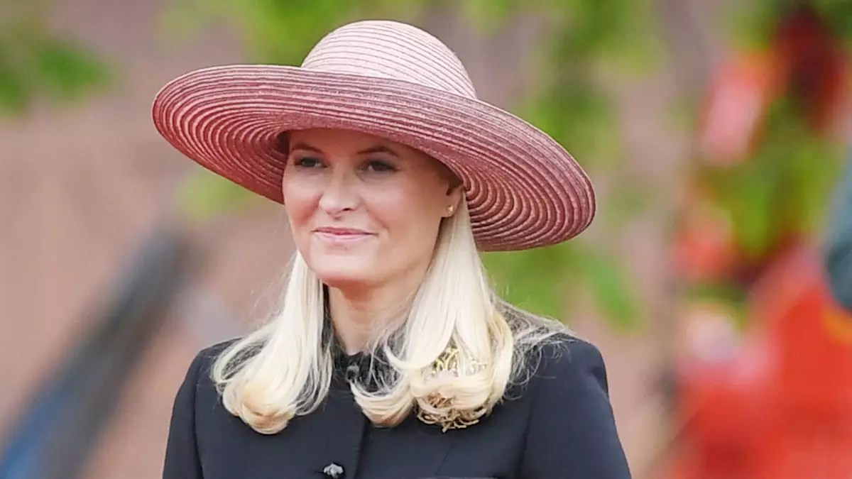 The Challenges Facing Crown Princess Mette-Marit: A Royal Family’s Journey Through Adversity