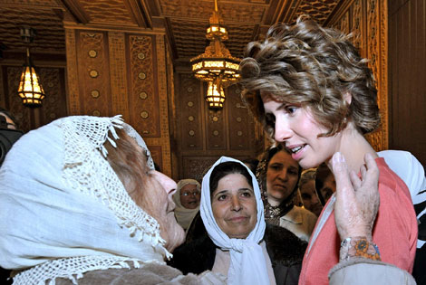 ولد ماهر الأسد يوم 8 ديسمبر/كانون الأول 1968 في دمشق قبل سنتين من تولي والده حافظ الأسد الرئاسة، وهو ثالث أبناء الأسد الأربعة. Ø¹ÙÙÙØ© Ø§ÙØ±Ø¦ÙØ³ Ø§ÙØ³ÙØ±Ù ÙØ£Ø¨ÙØ§Ø¤Ù ÙÙ ÙÙØ¯Ù ÙÙØ° Ø£Ø³Ø¨ÙØ¹ÙÙ ÙØ£Ø®Øª Ø²ÙØ¬Ø© ÙØ§ÙØ± Ø§ÙØ£Ø³Ø¯ ÙØ¤ÙØ¯Ø© ÙÙØ§ÙØªÙØ§Ø¶Ø© Ø§ÙÙØ¯ÙÙØ© ÙÙÙØ²