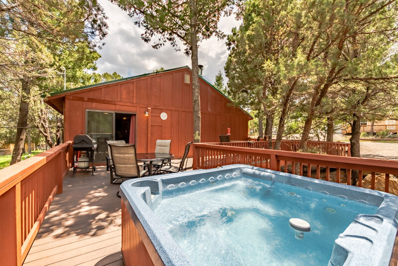However, given its size and weight, you can't just place the tub anywhere in your yard. Hummingbird Cabins: Hummingbird Cabin in Ruidoso