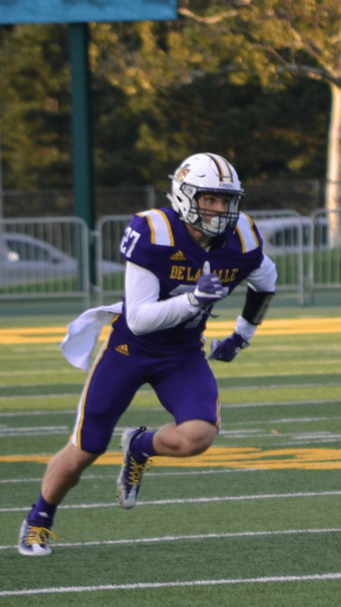 The official 2021 football schedule for the northern illinois university huskies. Jacob Dobbs: Holy Cross Crusaders OLB/S class of 2019 - The D Zone Football
