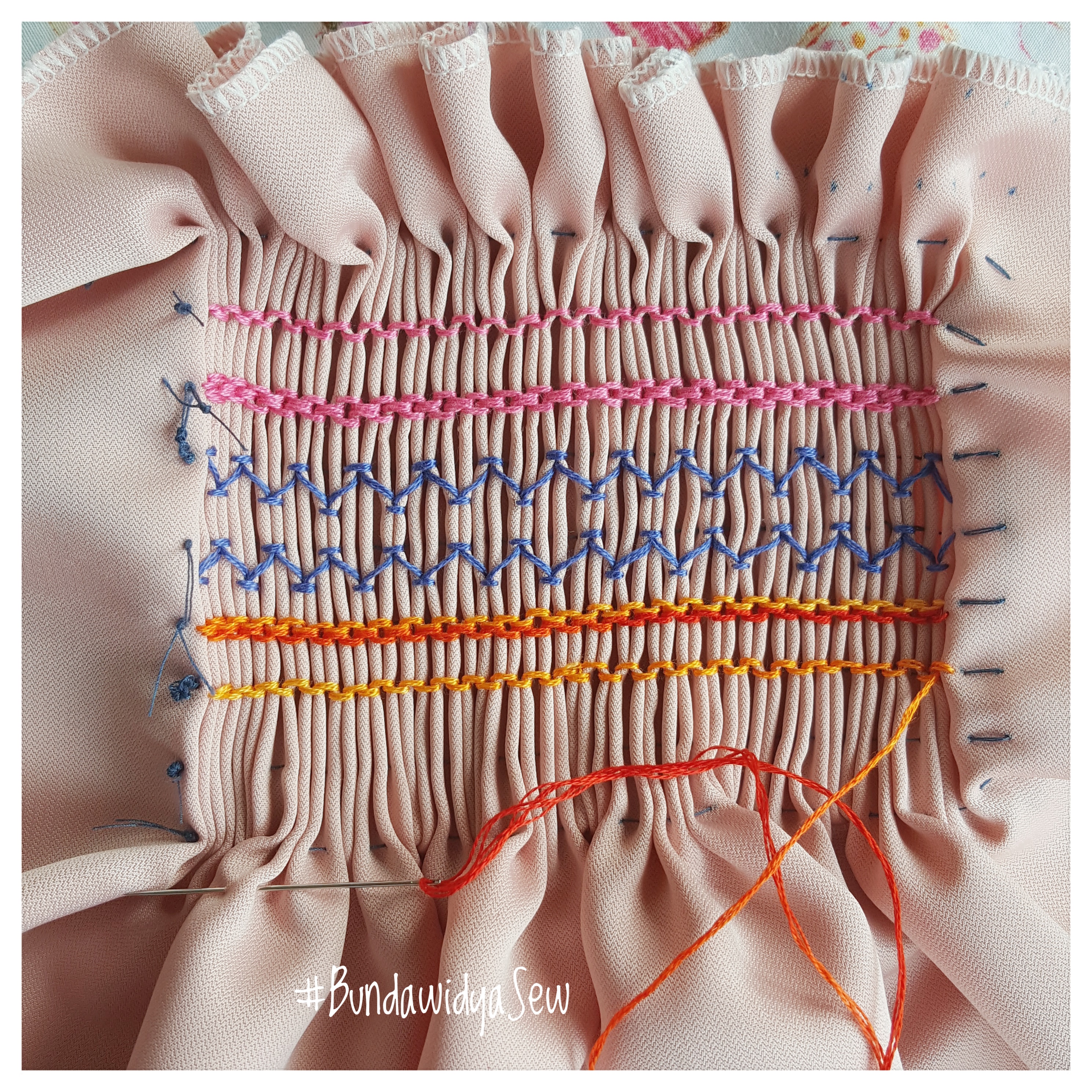 Permulaan menjahit smocking. – Titipan Bundawidya