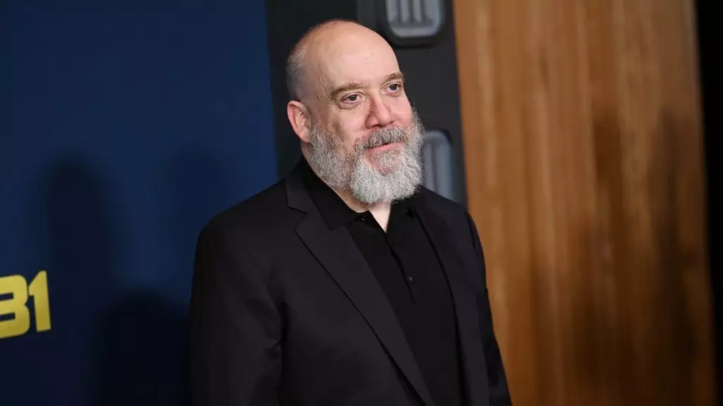 Embracing Legacy: Paul Giamatti Reflects on the Enduring Impact of Maggie Smith in Downton Abbey’s Grand Finale