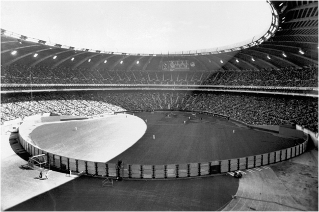 The history of the expos & stade parc jarry (jarry park) · there was already a rounded press box area perched atop the stadium, and they tried · quickly to build . April 16 1977 Montreal Expos Earn First Win In Olympic Stadium Society For American Baseball Research