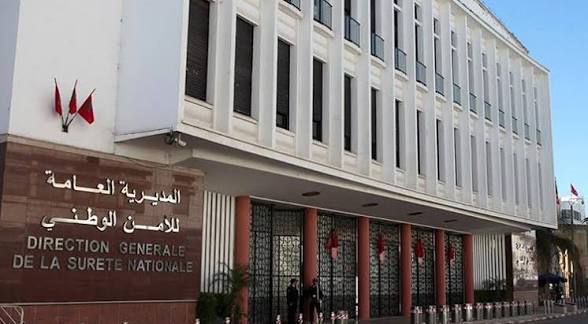 حموشي يجري حركة تعيينات جديدة تشمل سبعة مسؤولين أمنيين بالمصالح المركزية والجهوية حموشي يجري حركة تعيينات جديدة تشمل سبعة مسؤولين أمنيين بالمصالح المركزية والجهوية