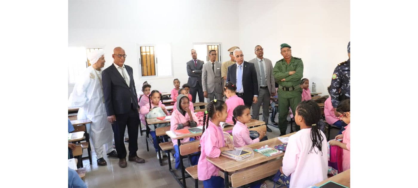 وزير التهذيب: يطالب الآباء بتوفير الزي المدرسي قبل فوات الأوان