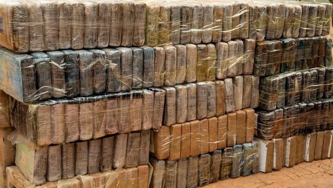 قيمتها تتجاوز 58 مليار فرنك.. السنغال تضبط طن من الكوكايين