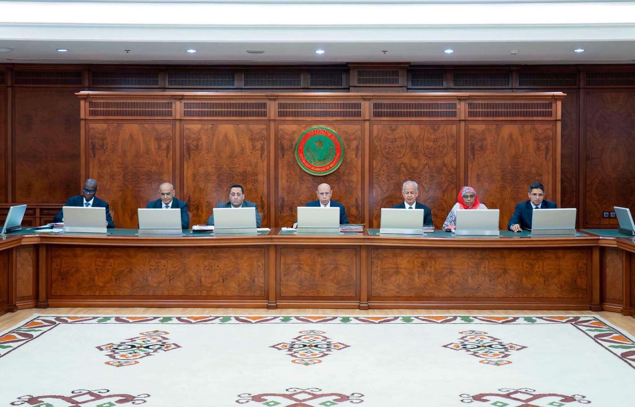 الحكومة الموريتانية ترصد تباطؤا في تنفيذ الصفقات الكبرى
