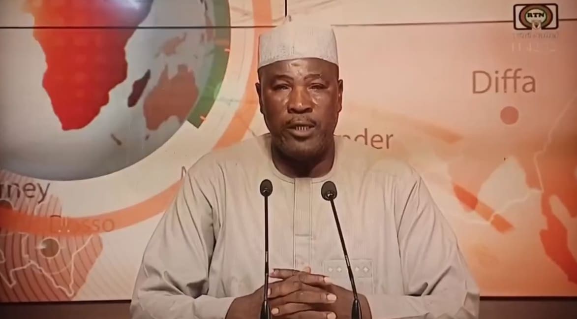 النيجر.. وزارة الدفاع تعلن احتواء تحرك مسلح في نيامي
