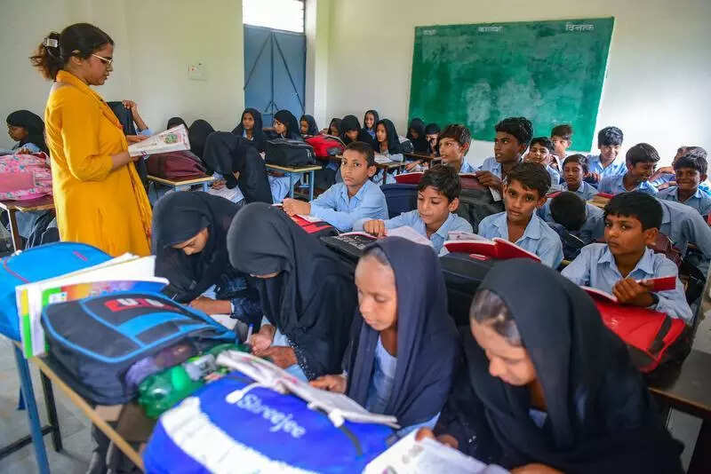 Teachers seek transfers ahead of policy, ETEducation Teachers seek transfers ahead of policy, ETEducation