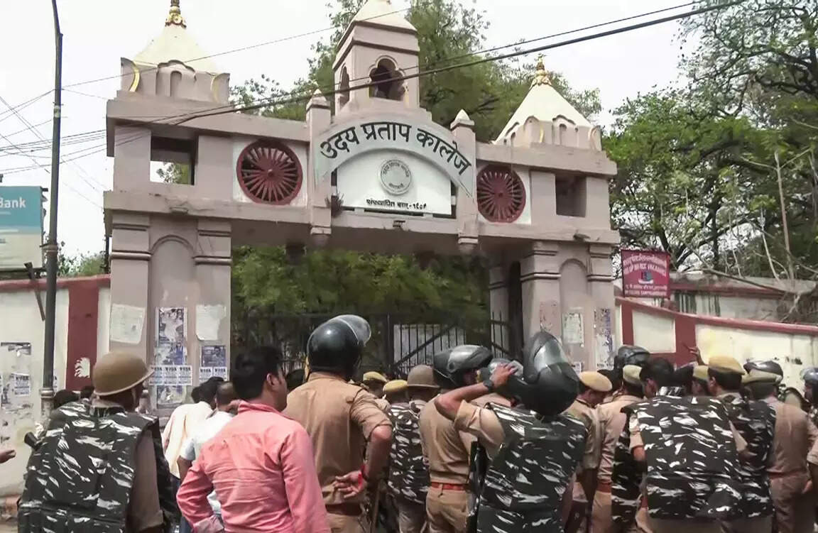 Student gunned down on campus by senior; accused on the run, ETEducation Student gunned down on campus by senior; accused on the run, ETEducation