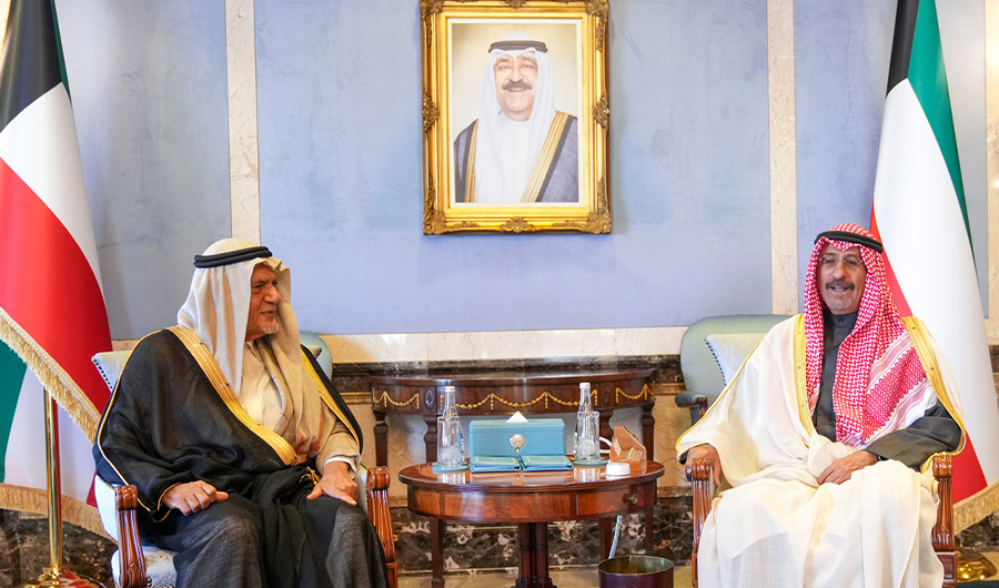 سمو رئيس الوزراء يستقبل الأمير تركي الفيصل بمناسبة زيارته للبلاد