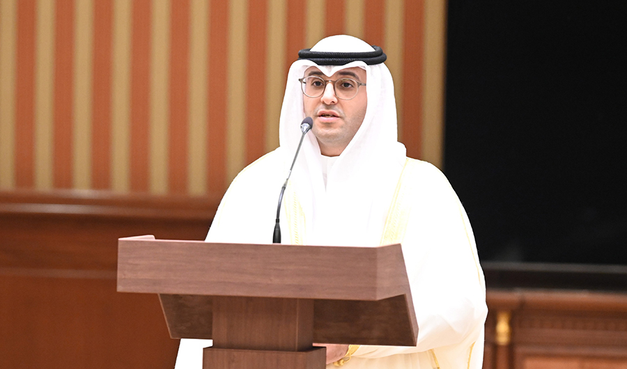 وزير &laquo;البلدية&raquo; يؤكد ضرورة تسريع إجراءات تنفيذ المشاريع التنموية التابعة لبلدية الكويت