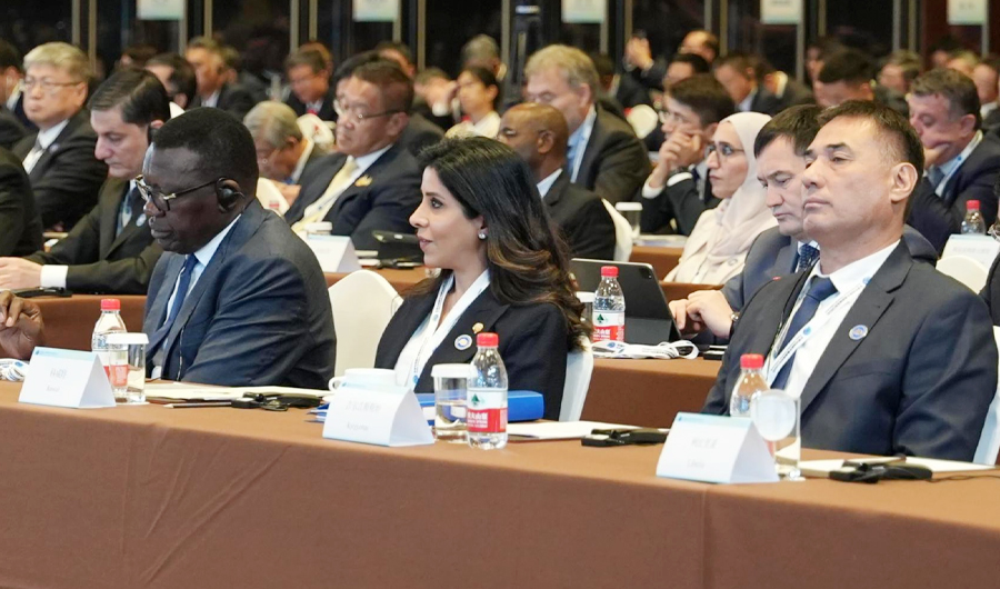 وزيرة الأشغال تشارك في أعمال المنتدى العالمي للنقل المستدام المنعقد في الصين وزيرة الأشغال تشارك في أعمال المنتدى العالمي للنقل المستدام المنعقد في الصين