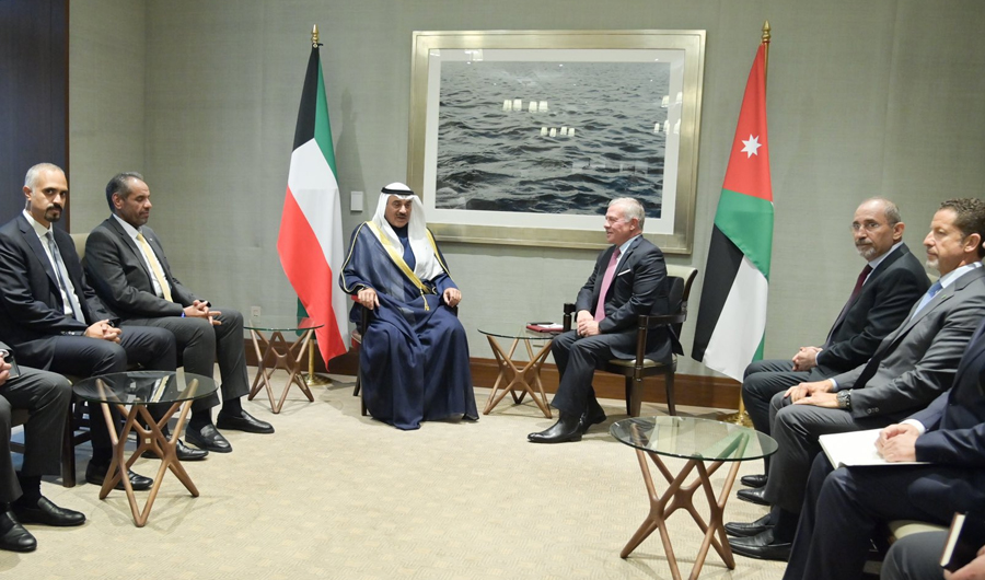ممثل سمو الأمير سمو ولي العهد يلتقي ملك الأردن