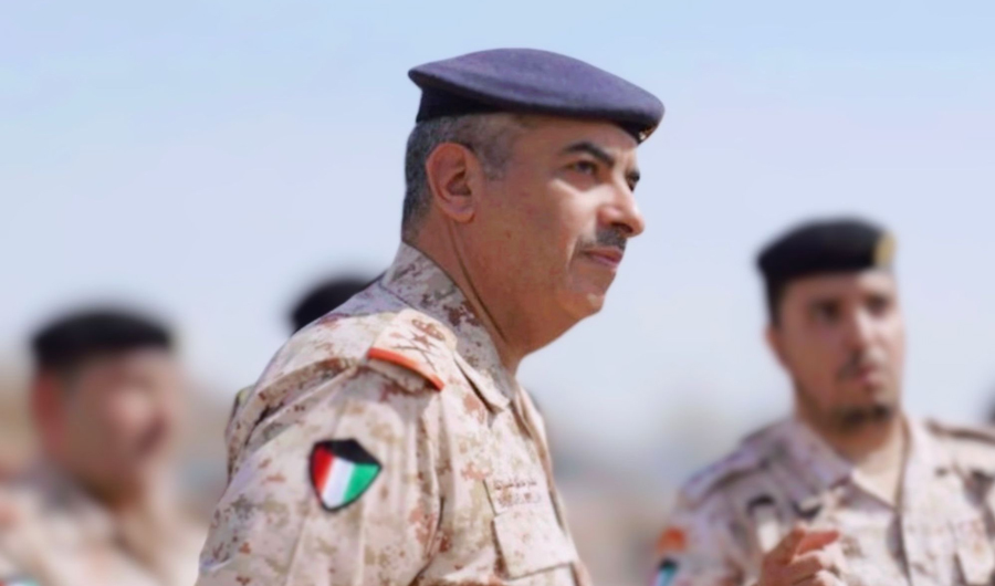 رئيس الأركان يزور الإدارة العامة لخفر السواحل في قاعدة صباح الأحمد البحرية