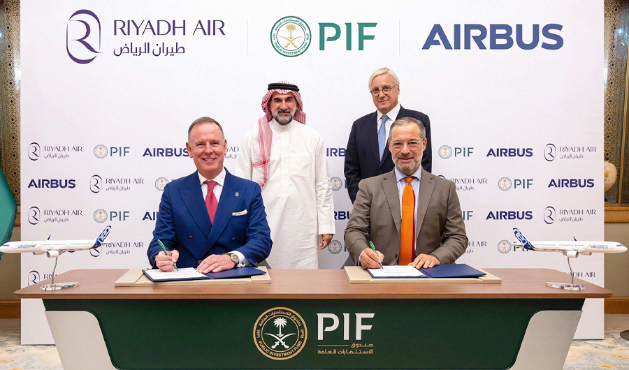«طيران الرياض» توقّع اتفاقية مع «إيرباص» لشراء 60 طائرة جديدة «طيران الرياض» توقّع اتفاقية مع «إيرباص» لشراء 60 طائرة جديدة
