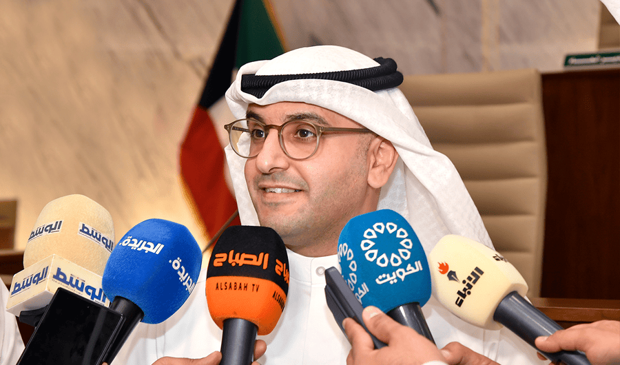 وزير البلدية: إنجاز عقود النظافة الجديدة بمواصفات تميزها عن سابقاتها
