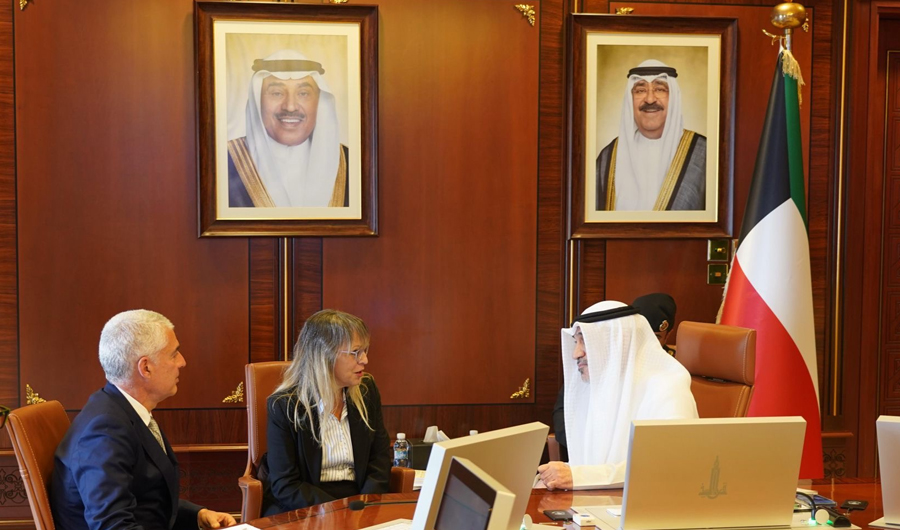 رئيس مجلس الوزراء بالإنابة يستقبل المدير العام لشركتي &laquo;ليوناردو&raquo; و&laquo;MBDA&raquo; الإيطاليتين