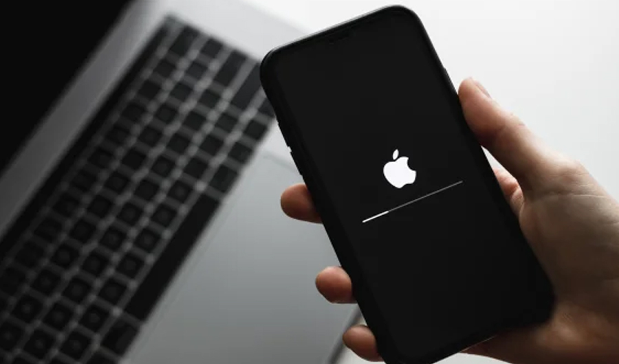 آبل تصدر iOS 18.3.. يتضمن إصلاحات أمنية عاجلة