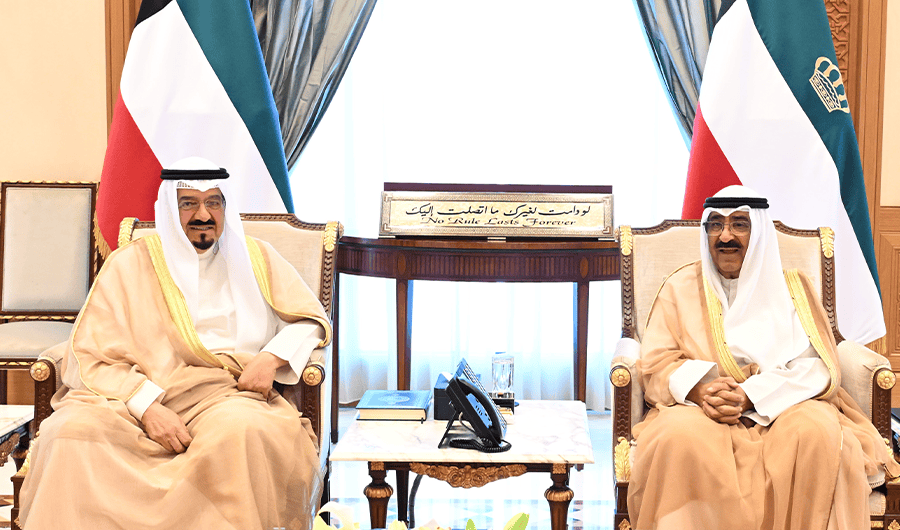سمو أمير البلاد يستقبل سمو رئيس مجلس الوزراء