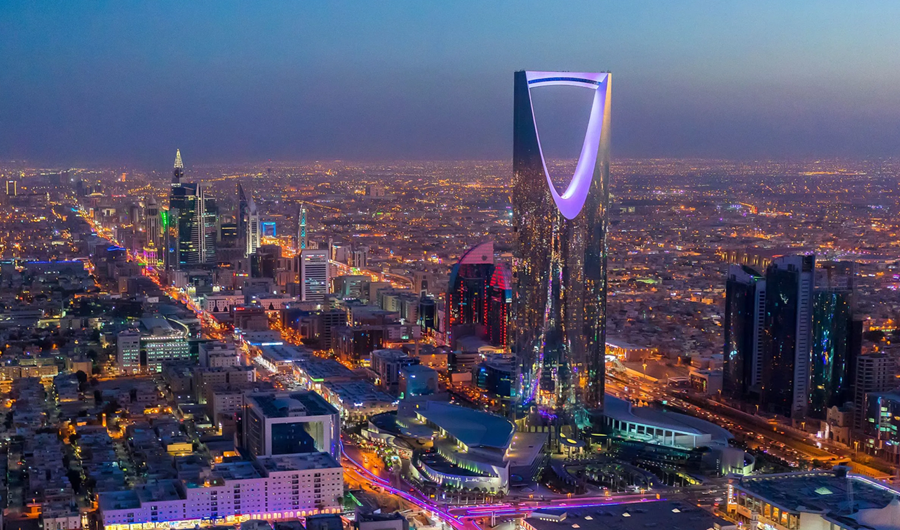 &laquo;رويترز&raquo;: السعودية تنفي رفع الحظر عن المشروبات الكحولية قبل المونديال