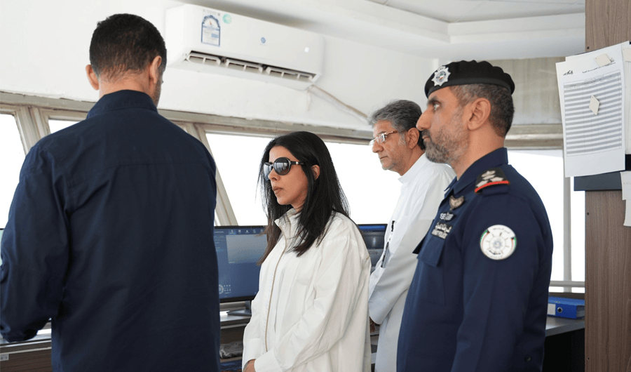 وزيرة الأشغال تتفقد ميناء الشعيبة خلال زيارة ميدانية مفاجئة