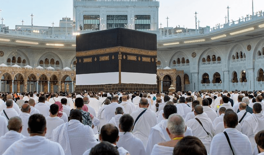 السعودية: إصدار أكثر من 190 ألف تأشيرة عمرة منذ بدء الموسم