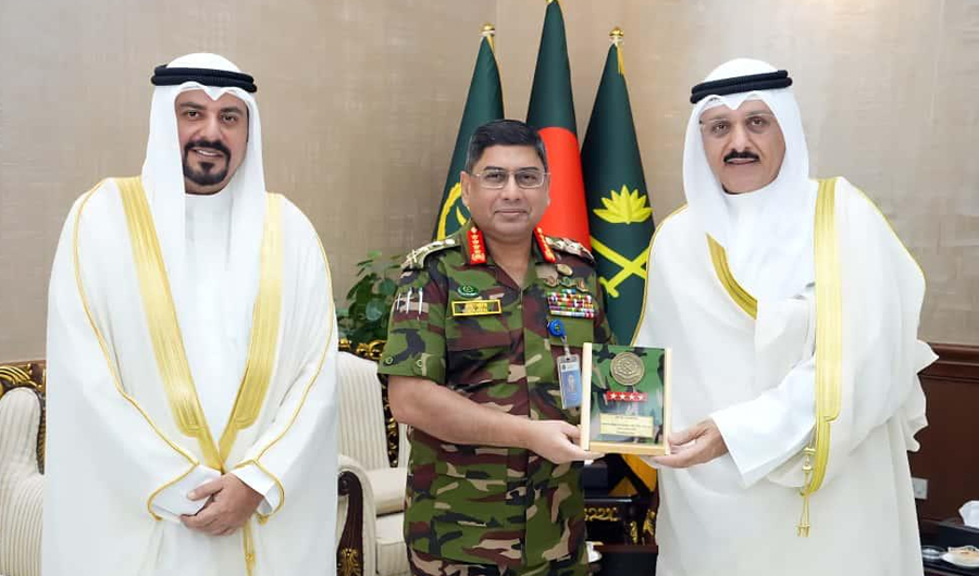 مساعد وزير الخارجية لشؤون آسيا يبحث علاقات التعاون مع قائد الجيش البنغلاديشي مساعد وزير الخارجية لشؤون آسيا يبحث علاقات التعاون مع قائد الجيش البنغلاديشي