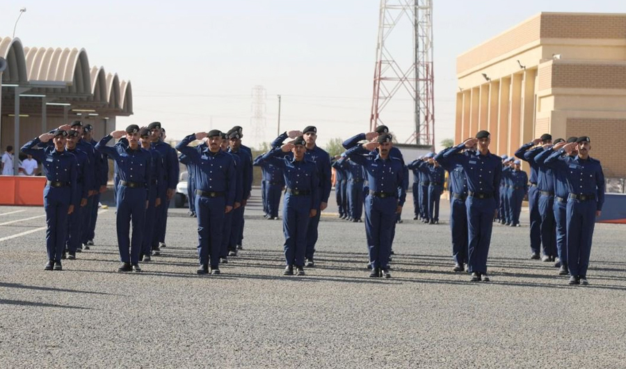 &laquo;الإطفاء&raquo; تحتفل بتخريج 527 عسكرياً برتبة رقيب ووكيل عريف