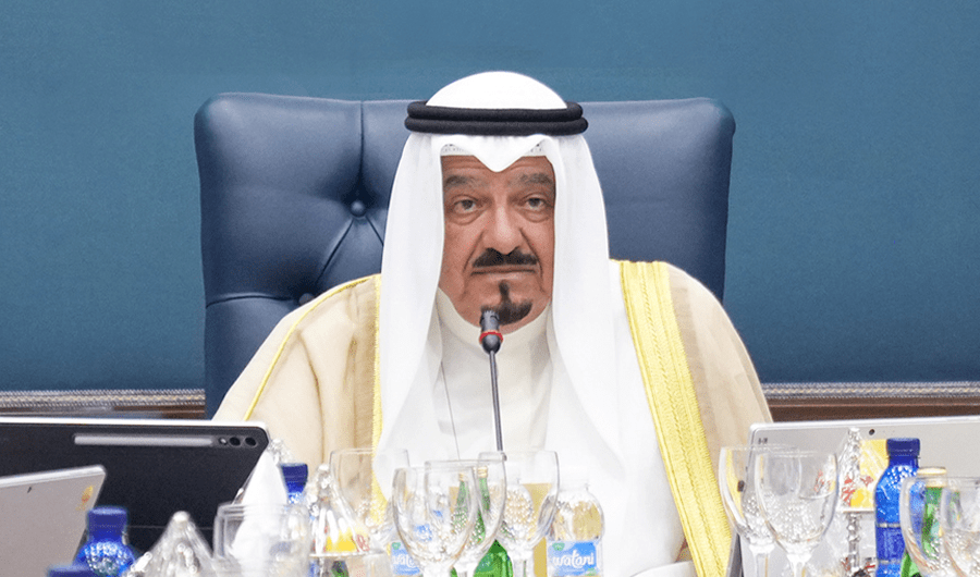 رئيس الوزراء يطمئن على أحوال حجاج الكويت ومستوى الخدمات المقدمة لهم