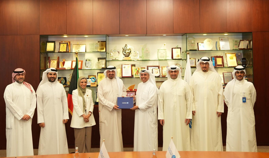 المركز العلمي وجمعية العلاقات العامة يوقعان اتفاقية لتعزيز التعاون الإعلامي والتدريب المركز العلمي وجمعية العلاقات العامة يوقعان اتفاقية لتعزيز التعاون الإعلامي والتدريب