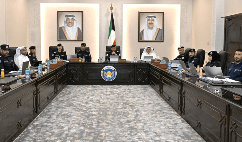 «الداخلية» تجري المقابلات الخاصة بالمتقدمات للالتحاق بالدراسة في قطر «الداخلية» تجري المقابلات الخاصة بالمتقدمات للالتحاق بالدراسة في قطر