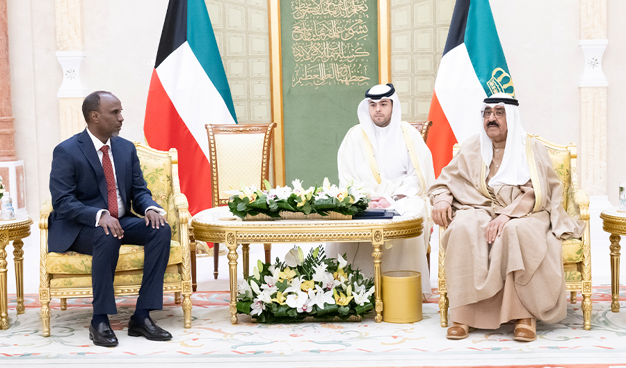 سمو الأمير يتسلّم أوراق اعتماد سفراء الجزائر وكازاخستان والأرجنتين وكندا وجيبوتي