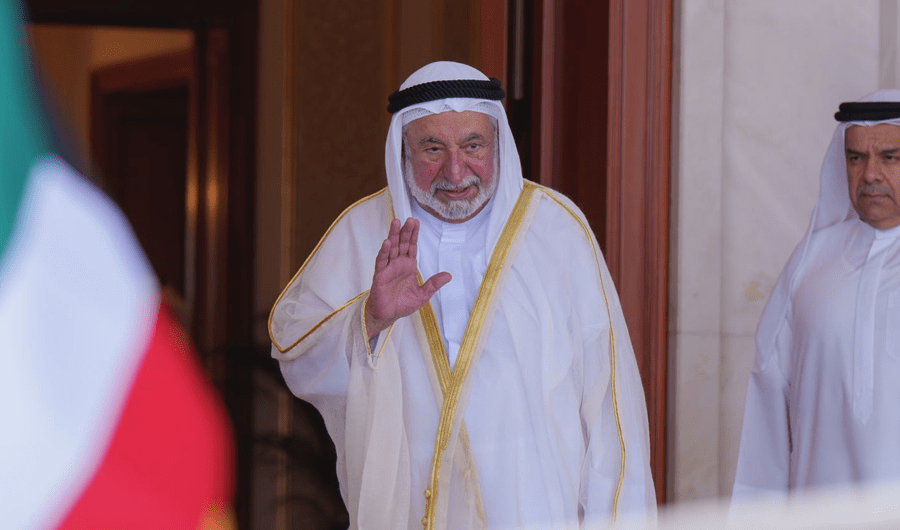 حاكم الشارقة: الإماراتي مميز في العالم.. من حسن الخلق والانضباط والتربية