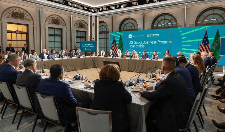 بيان مشترك: توقيع وثيقة شراكة إستراتيجية للذكاء الاصطناعي بين السعودية وأمريكا بيان مشترك: توقيع وثيقة شراكة إستراتيجية للذكاء الاصطناعي بين السعودية وأمريكا