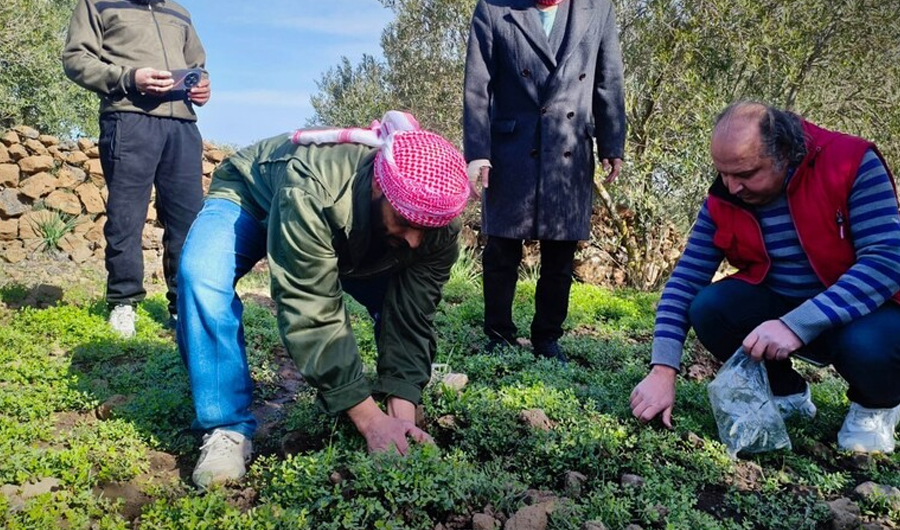 لليوم الثاني.. طائرات إسرائيلية ترش &laquo;مواد مجهولة&raquo; فوق أراضي القنيطرة بسوريا