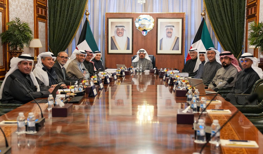 رئيس الوزراء يترأس الاجتماع الـ129 للمجلس الأعلى للبترول رئيس الوزراء يترأس الاجتماع الـ129 للمجلس الأعلى للبترول