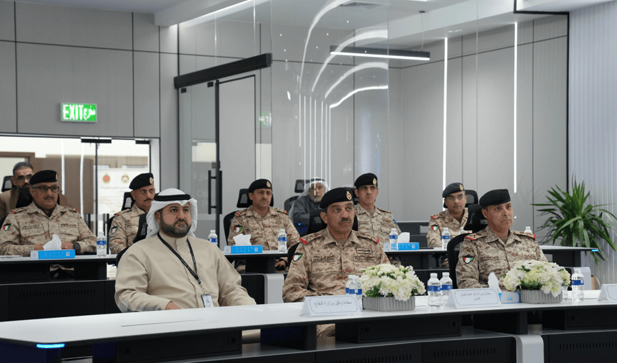 رئيس «الأركان»: مشروع «تواصل» يرفع مستوى الأمن السيبراني بالجيش رئيس «الأركان»: مشروع «تواصل» يرفع مستوى الأمن السيبراني بالجيش