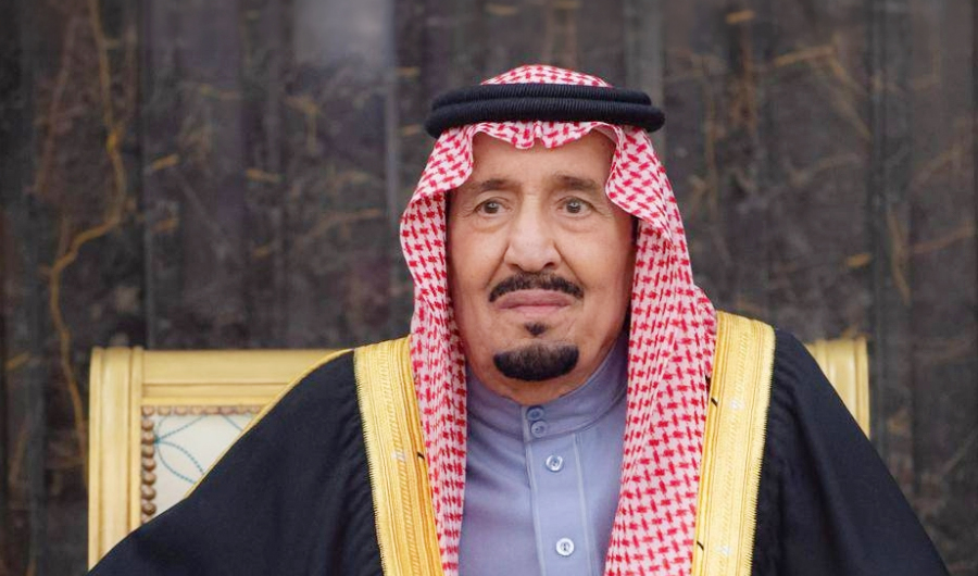 خادم الحرمين يدعو لإقامة صلاة الاستسقاء في السعودية.. غداً