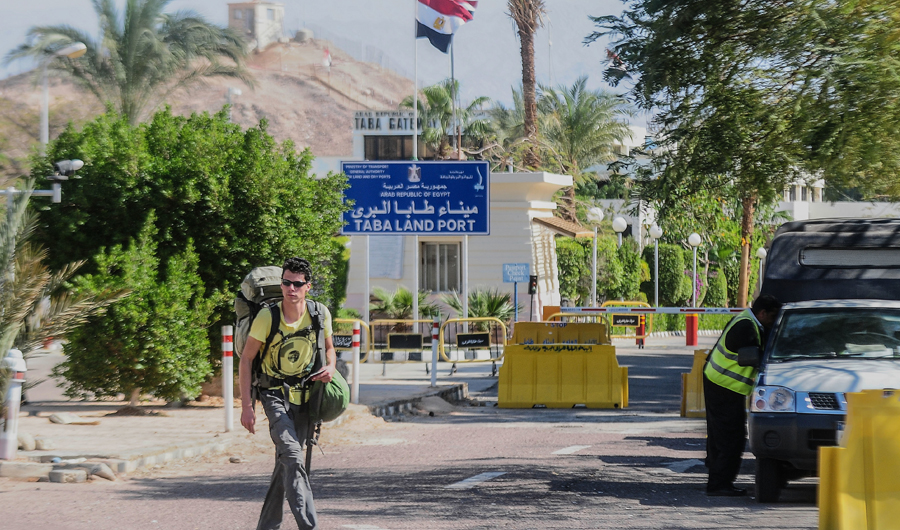 غضب إسرائيلي واسع ودعوات للمقاطعة بعد رفع رسوم عبور طابا 757 %