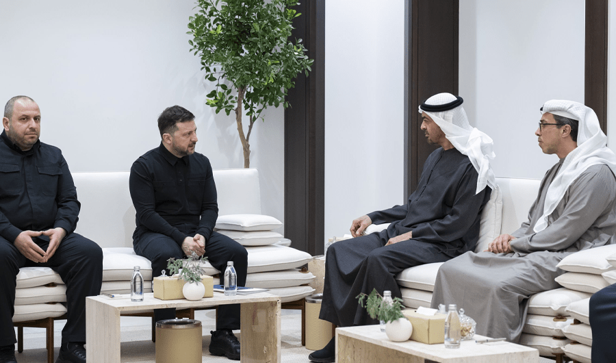 الشيخ محمد بن زايد وزيلينسكي يبحثان تطورات الأوضاع الأمنية