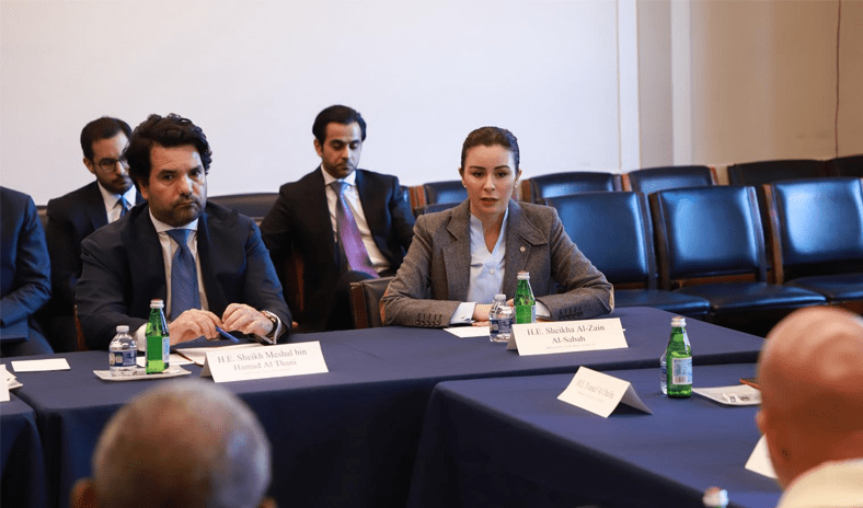 سفيرة الكويت في واشنطن تشارك باجتماع خليجي أردني مع قيادات بمجلس النواب الأمريكي لبحث تطورات المنطقة سفيرة الكويت في واشنطن تشارك باجتماع خليجي أردني مع قيادات بمجلس النواب الأمريكي لبحث تطورات المنطقة