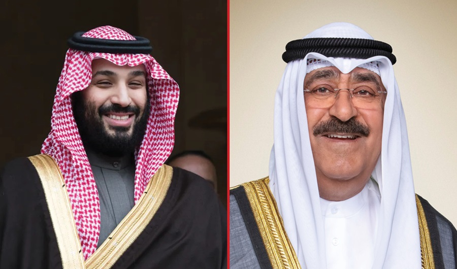 سمو الأمير يتلقى اتصالاً هاتفياً من ولي العهد السعودي سمو الأمير يتلقى اتصالاً هاتفياً من ولي العهد السعودي