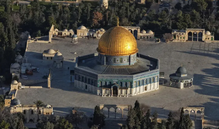 8 دول عربية وإسلامية تطالب إسرائيل بالتراجع عن إغلاق المسجد الأقصى