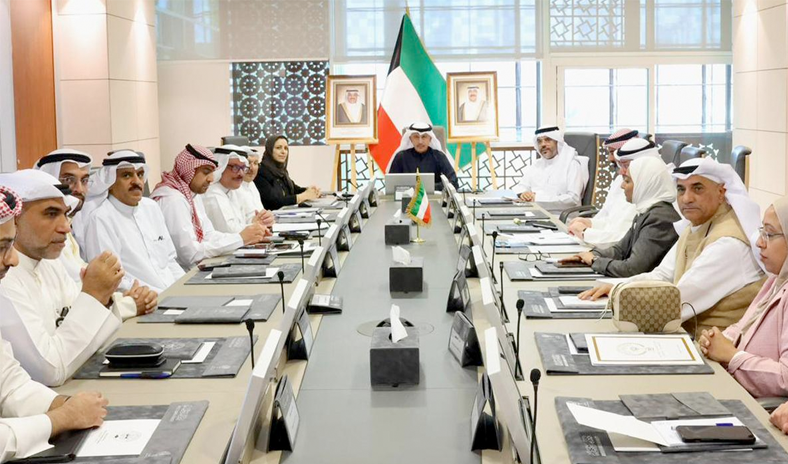 اللجنة العليا للطوارئ في &laquo;التجارة&raquo; تبحث تعزيز الأمن الغذائي واستقرار السوق المحلي